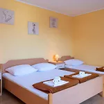 Ivana Appartement *